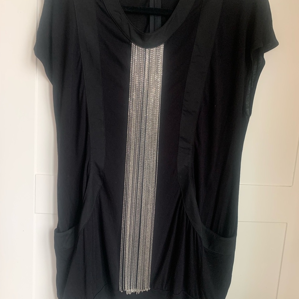Zara Black and White Graphic Tunic Cap Sleeve Top
